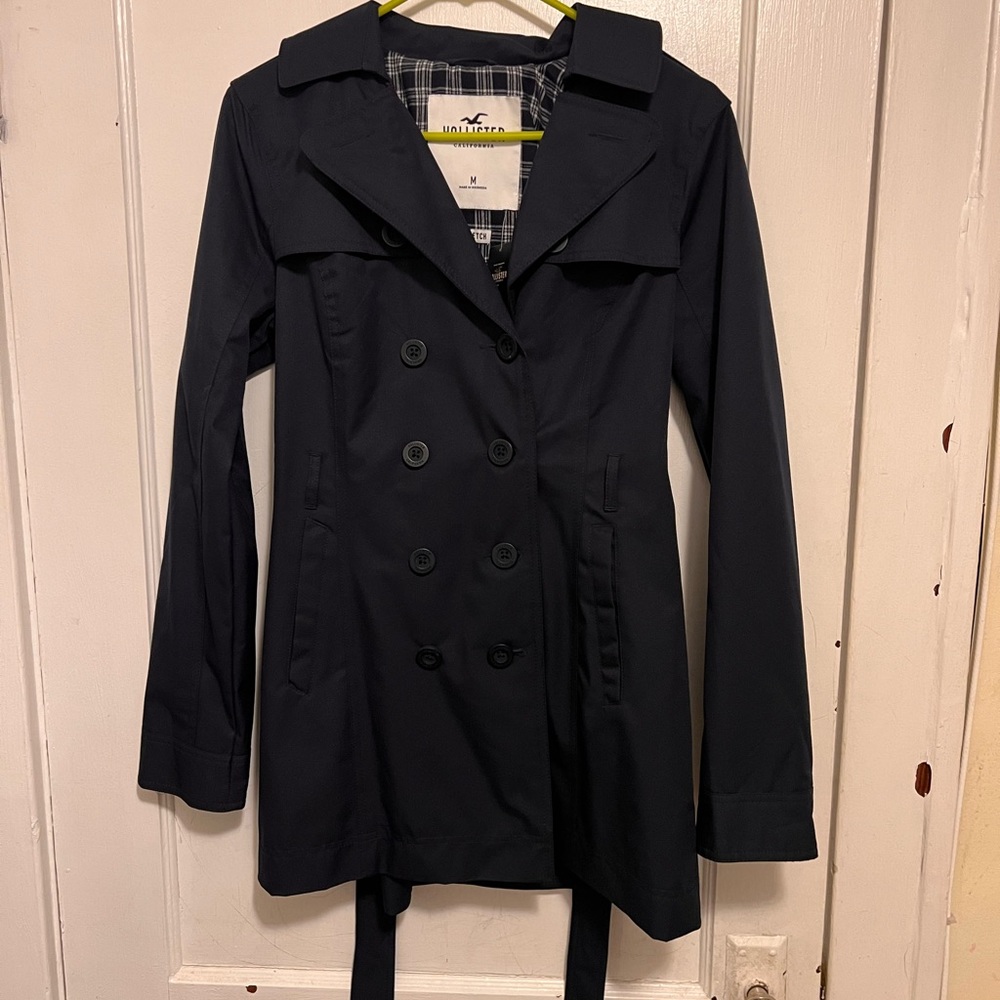 Navy blue Hollister coat! Size Medium